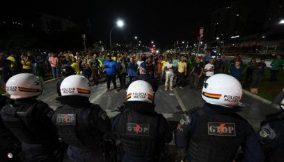 مواجهات بين أنصار بولسونارو والشرطة في برازيليا