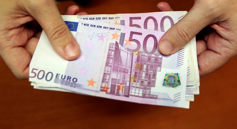 انخفاض حصة اليورو في المدفوعات الدولية إلى أدنى مستوى على الإطلاق