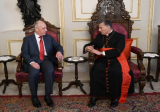 وزير الدفاع يزور بكركي اليوم