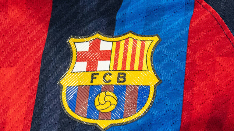 رسميا.. النيابة الإسبانية تتهم نادي برشلونة بالفساد ورشوة مسؤولي التحكيم