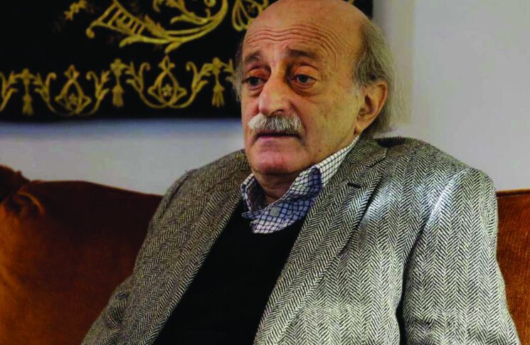رئيس حزب التقدمي الاشتراكي السابق وليد جنبلاط يلتقي لودريان في كليمنصو