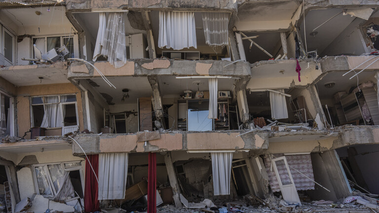 هيئة إدارة الكوارث التركية:  قتيلان و140 جريحا جراء زلزال ملاطية