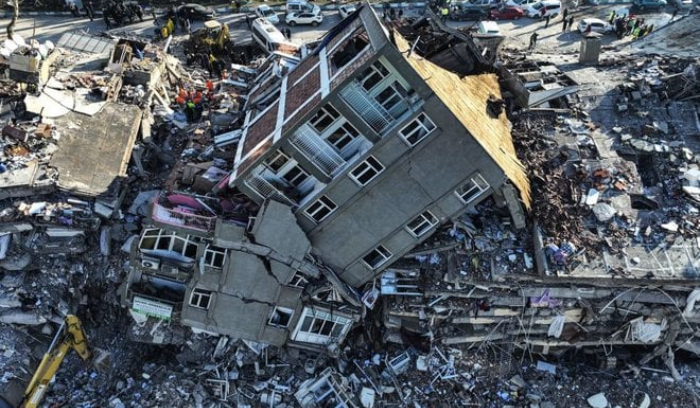 210 ملايين طن أنقاض المباني المنهارة في زلزال تركيا