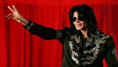 “سوني” تعتزم الاستحواذ على حقوق نصف أعمال مايكل جاكسون