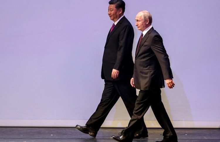 الرئيس الصيني من موسكو: نقف إلى جانب روسيا لحماية القانون الدولي