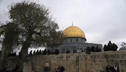 هآرتس: إزالة قبة الصخرة من صورة معلقة في قاعة استقبال لجنة الاستئناف في القدس(بالصورة)