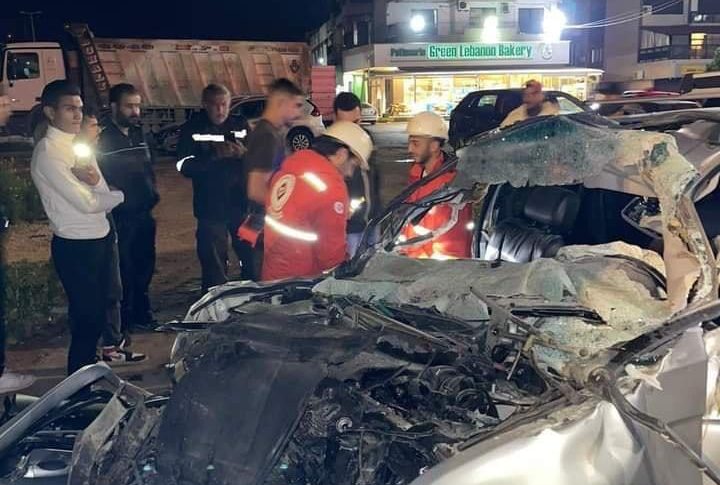 حادث سير مروّع في طرابلس: قتيلان و3 جرحى!