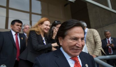 بيرو تتسلم رئيسها السابق توليدو المطلوب بتهم فساد