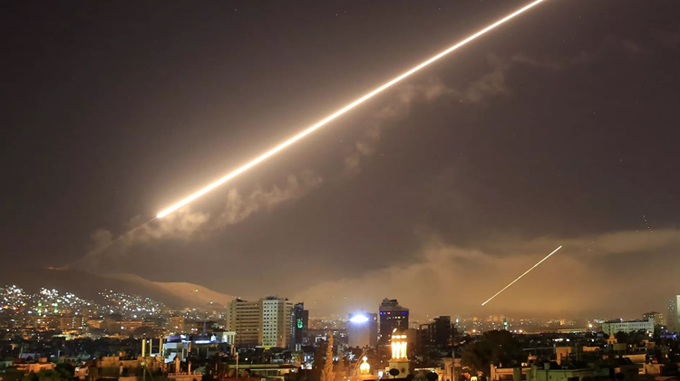 الدفاعات الجوية السورية تتصدى لعدوان إسرائيلي في سماء محافظة حلب