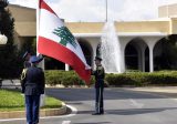 لبنان يقف عند منعطف خطير