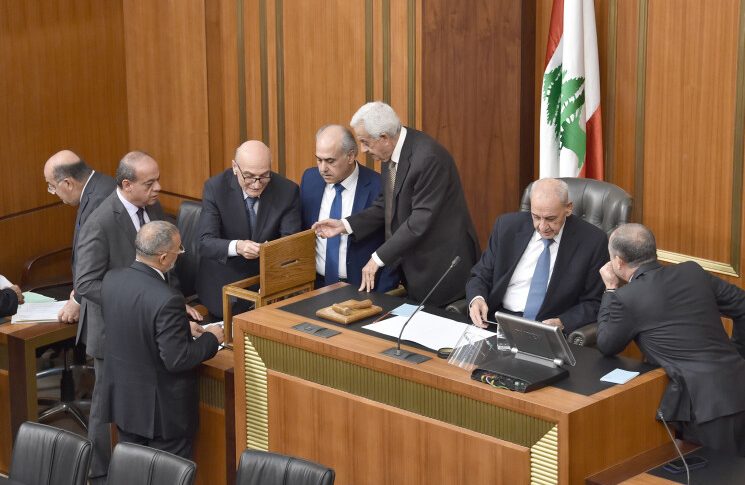 المعارضة لا ترغب بالانتخابات الآن؟