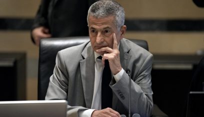 الخليل اصدر قرارين مدّد بموجبهما مهل تقديم تصاريح دورية وذلك تلافياً لترتيب غرامات على المكلّفين