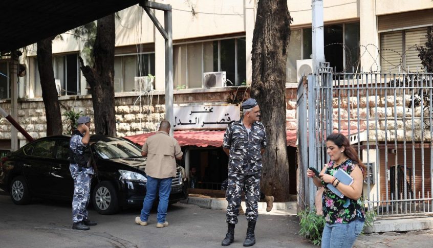 سلامة ينجو من التوقيف ويلاحق القضاء اللبناني