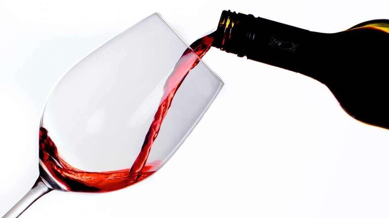 بقيمة 200 مليون يورو.. دولة أوروبية تقرر التخلص من النبيذ!