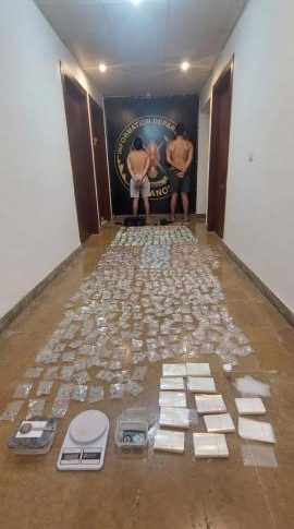 مداهمة للمعلومات في برج البراجنة.. ضبط كمية كبيرة من المخدرات وتوقيف المتورّطين