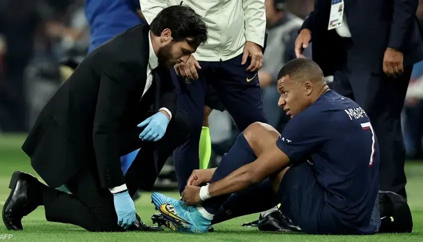 مدرب سان جيرمان يكشف تفاصيل إصابة مبابي في الكلاسيكو