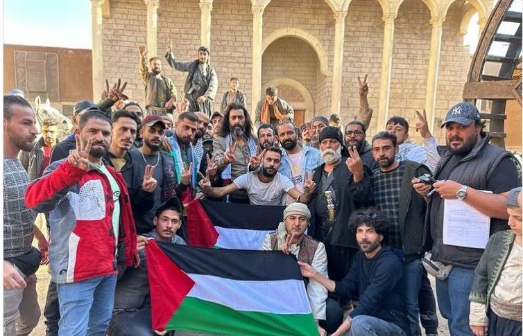 باسم ياخور وطاقم مسلسل “العربجي” يدعمون فلسطين: “لا بد للظلم أن ينتهي”