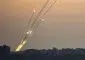 الميادين: صلية صاروخية كثيفة أُطلقت في اتجاه الجليل الغربي