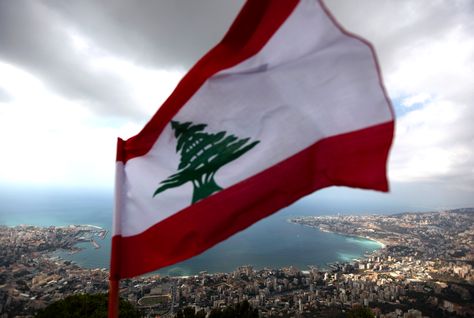 جهود فرنسية لمنع انزلاق لبنان الى صراع يمكنه ان يهدد كيانه