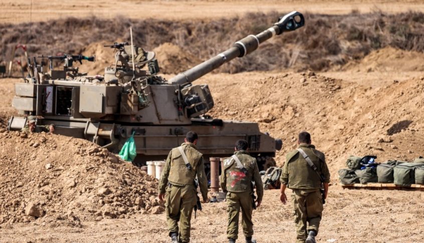 مدفعية العدو تستهدف شرقي مخيم البريج وجحر الديك في المنطقة الوسطى من قطاع غزة