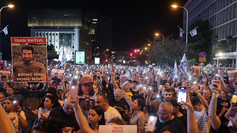 عائلات الأسرى الإسرائيليين ترد على انتقادات نتنياهو