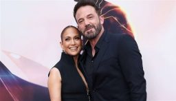 ألبوم جديد لجينيفر لوبيز وفيلم يروي قصة حبها مع بن أفليك