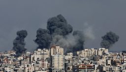 عشرات الشهداء والجرحى بقصف إسرائيلي استهدف منازل في البريج ورفح