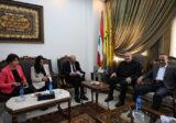 لودريان حاول استمزاج رأي حزب الله بالخيار الثالث..