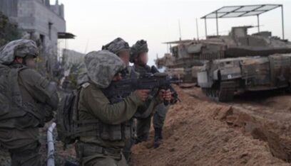 جيش العدو يعلن مقتل ضابطين وإصابة اثنين آخرين في كمين القسام وسط القطاع