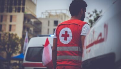 نداء عاجل للصليب الأحمر للتبرع بالدم
