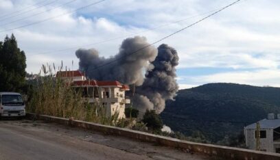أضرار مادية كبيرة وتحطم زجاج نوافذ وواجهات عدد من المنازل جراء الغارة الاسرائيلية على منطقة راس المصري- علما الشعب