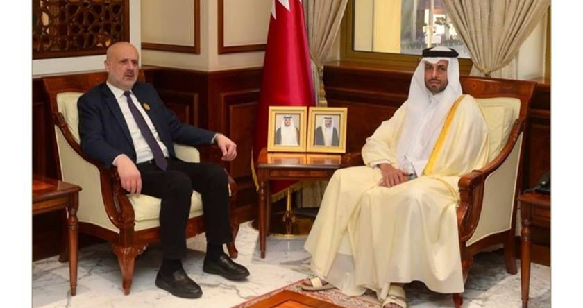 مولوي التقى في الدوحة وزير البلدية القطري وبحث معه في تعزيز التعاون