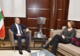 بوصعب تطرق وجونسون الى تفاصيل زيارته لوشنطن الأسبوع المقبل