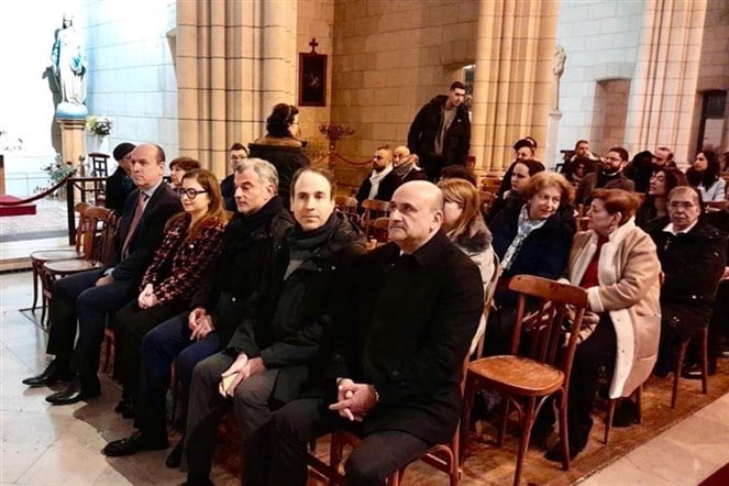لمناسبة عيد مار مارون…أبي رميا يشارك في قداس احتفالي في باريس(بالصور)