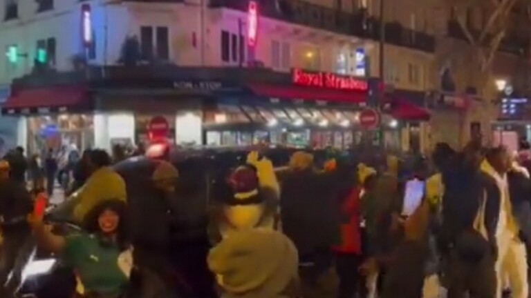 احتفالات غير مسبوقة لجماهير كوت ديفوار في باريس (فيديو)