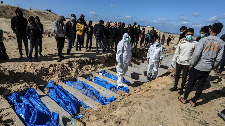 “هيئة البث الإسرائيلية”: الجيش نقل من غزة نحو 350 جثة إلى “إسرائيل”