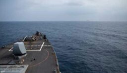 الجيش الأميركيّ دمّر صواريخ مضادة للسفن انطلقت من مناطق يسيطر عليها الحوثيون