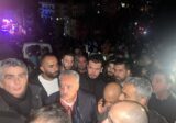 وصول رئيس الحزب الديمقراطي اللبناني طلال أرسلان إلى المبنى السكني الذي إنهار في مدينة الشويفات