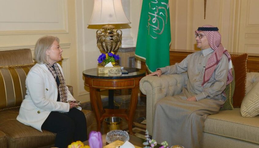 بخاري استعرض وسفيرة اليونان العلاقات الثنائية بين البلدين