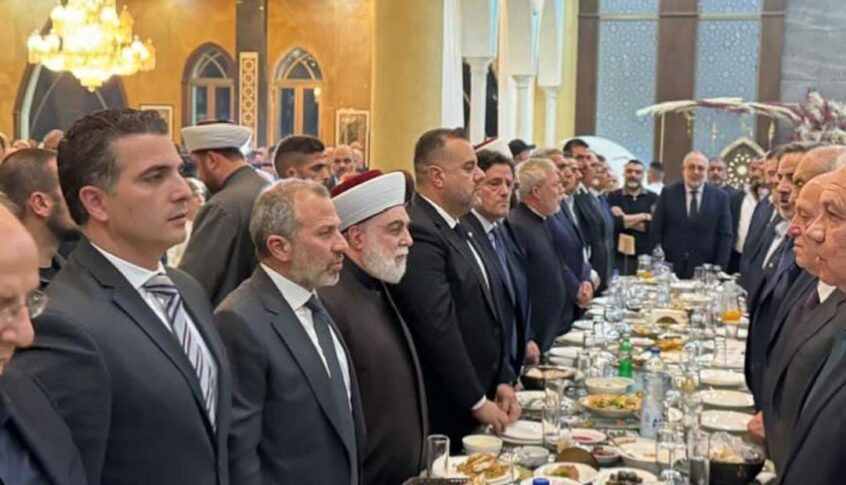 باسيل يشارك في حفل إفطار في طرابلس بحضور مفتي طرابلس(بالصور)