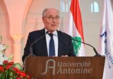 تعميم للحلبي يقضي بضبط استخدام وسائل التواصل الاجتماعي في البيئة المدرسية