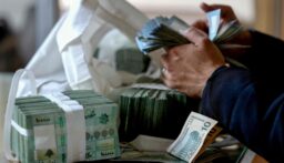 الحكومة ليست في وارد انجاز حل لمشكلة الرواتب والاجور في القطاع العام
