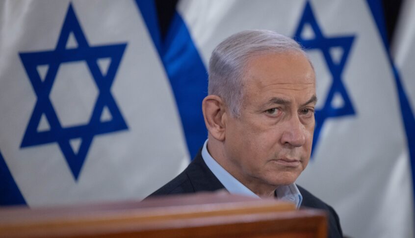 إعلام إسرائيلي: نتنياهو يفشل في كل الجبهات.. ويدفع “إسرائيل” نحو الهاوية