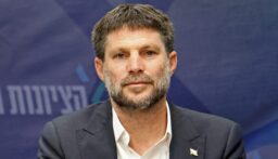 سموتريتش: أرفض بشكل كامل دخول أي مساعدات إلى قطاع غزة وكل من ينتمي إلى حماس مصيره الموت