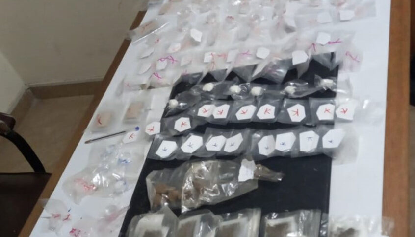 الجيش: توقيف 3 اشخاص في مناطق مختلفة ضمن إطار الملاحقات والتدابير الأمنية