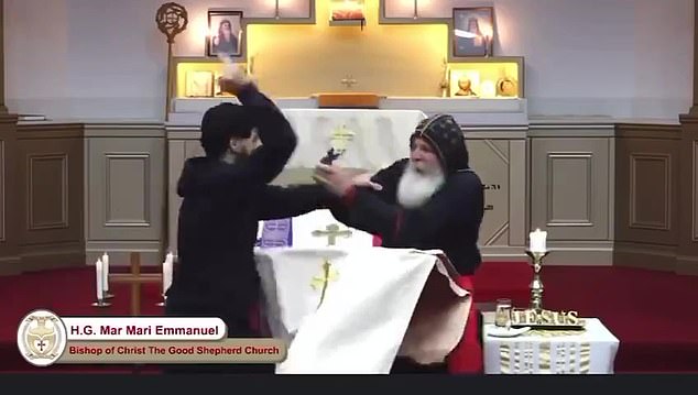 بالفيديو: أسقف وعدد من المصلين يتعرضون للطعن في سيدني