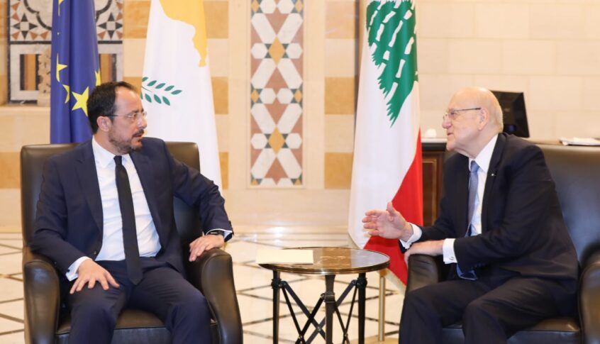بالصور: بدء إجتماع رئيس الحكومة مع الرئيس القبرصي في السراي