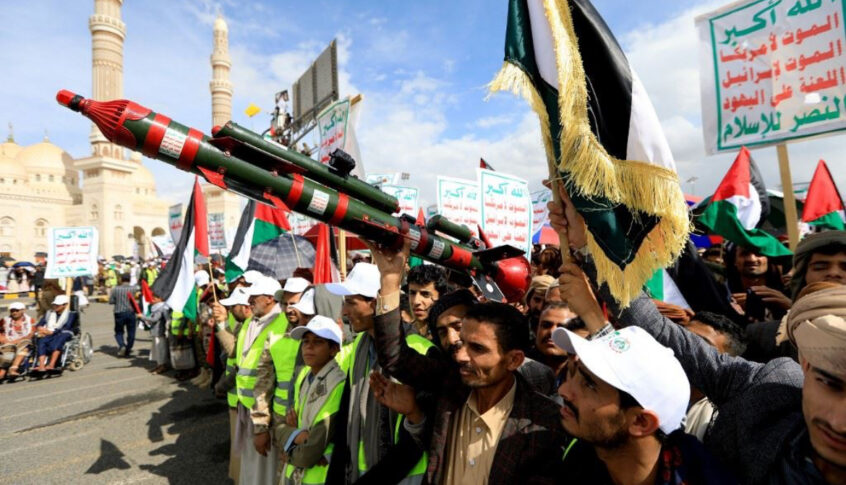 الحوثيون: الهجوم الإيراني على إسرائيل عمل مشروع