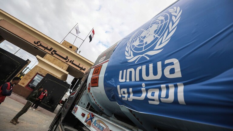 مفوض “الأونروا”: الأطفال والنساء والمسنين في غزة يعاقبون جماعيا مع مرور شهرين من الحصار الإسرائيلي الخانق ومنع دخول المساعدات الإنسانية