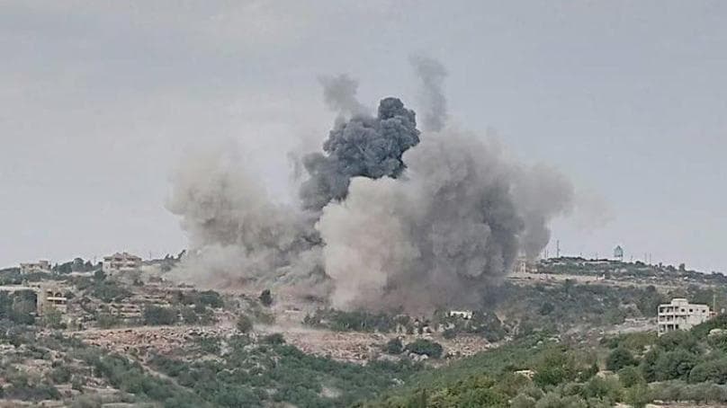 طيران العدو ينفذ غارة تستهدف بلدة طيرحرفا